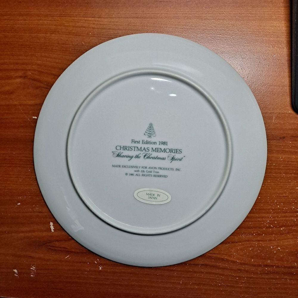 Avon Collector Plate First Edition 1981 - Picture 5 of 5